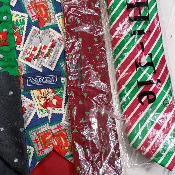 Vintage Christmas Neckties LOT OF 18 Hallmark Santa Claus Grinch Holiday Ties - Picture 9 of 16